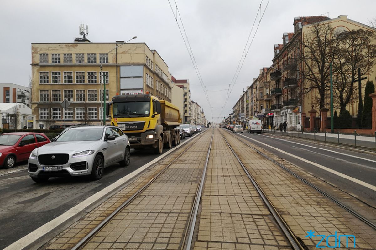Strefa Płatnego Parkowania - prace na ul. Głogowskiej (foto: ZDM) - grafika artykułu
