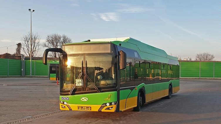 Pierwsze 12-metrowe elektryki wkrótce wyjadą na ulice