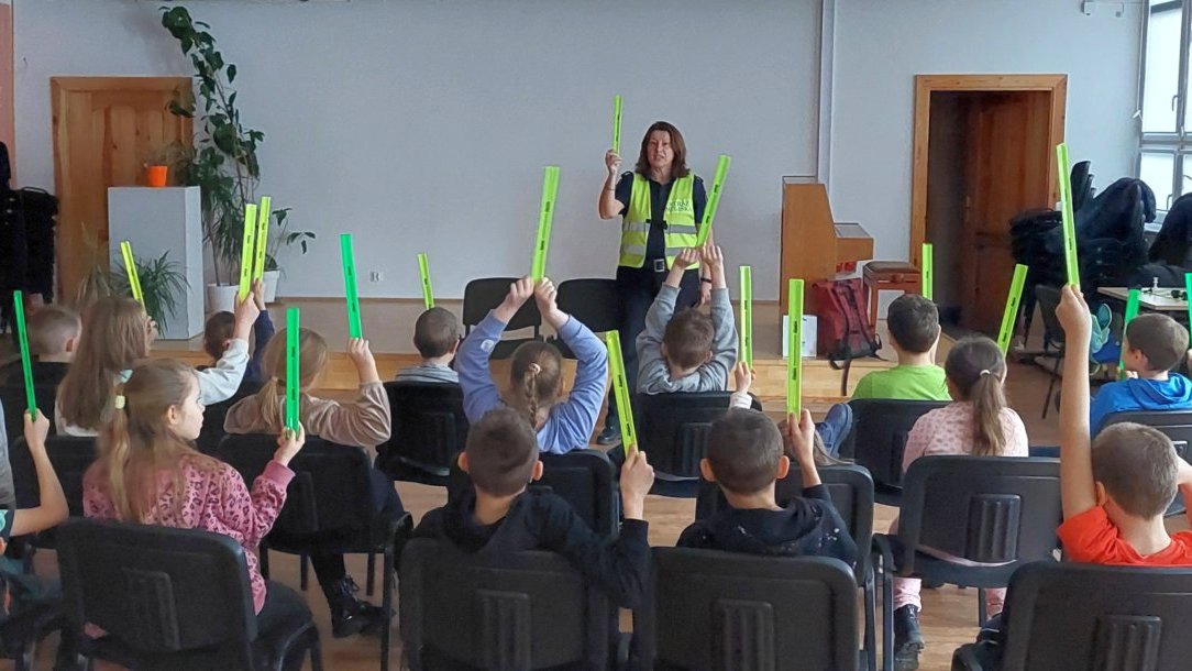 sprawdzimy odblaskowe właściwości opasek