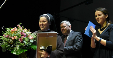 Lauretaką w plebiscycie na Poznaniankę Roku 2018 została siostra Barbara Cecylia Belchnerowska