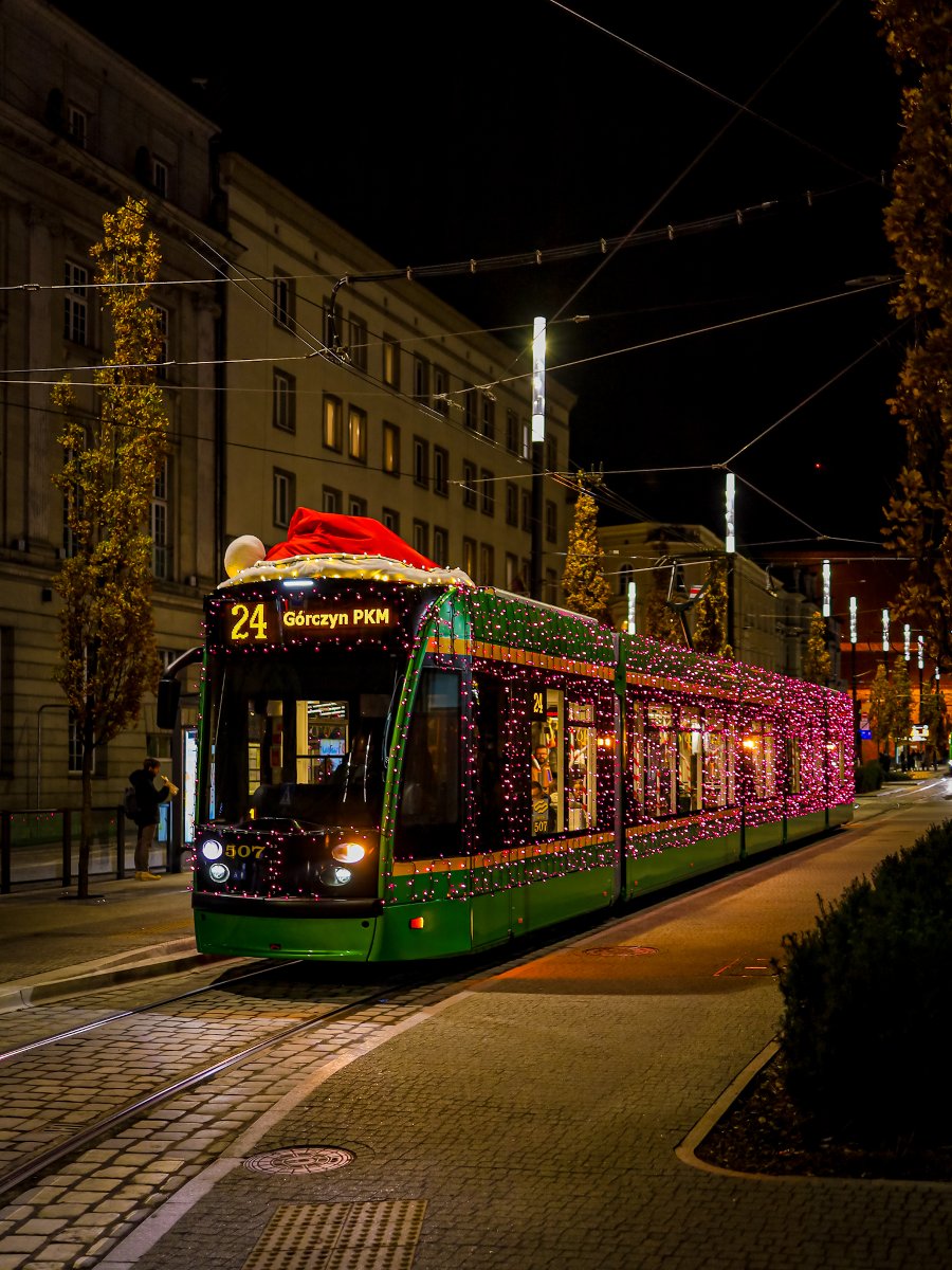 christmas tram