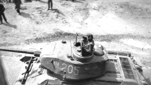 Les chars dans la rue