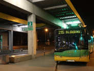 Autobus linii 215 na pętli Sobieskiego