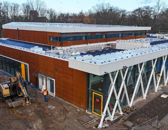 Budynek pływalni przy ul. Taborowej