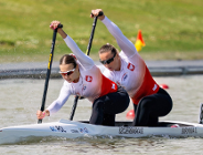 Dorota Borowska i Sylwia Szczerbińska w wyścigu kajakowym