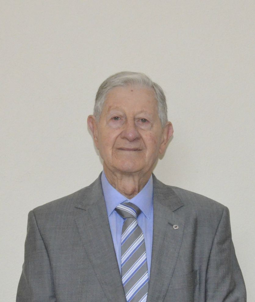 dr Zbigniew Orywał