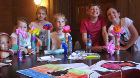 Dzieci podczas warsztatów