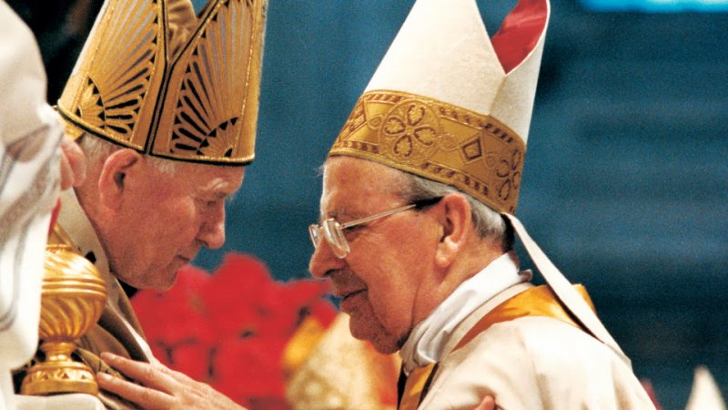 na zdjęciu papież Jan Paweł II