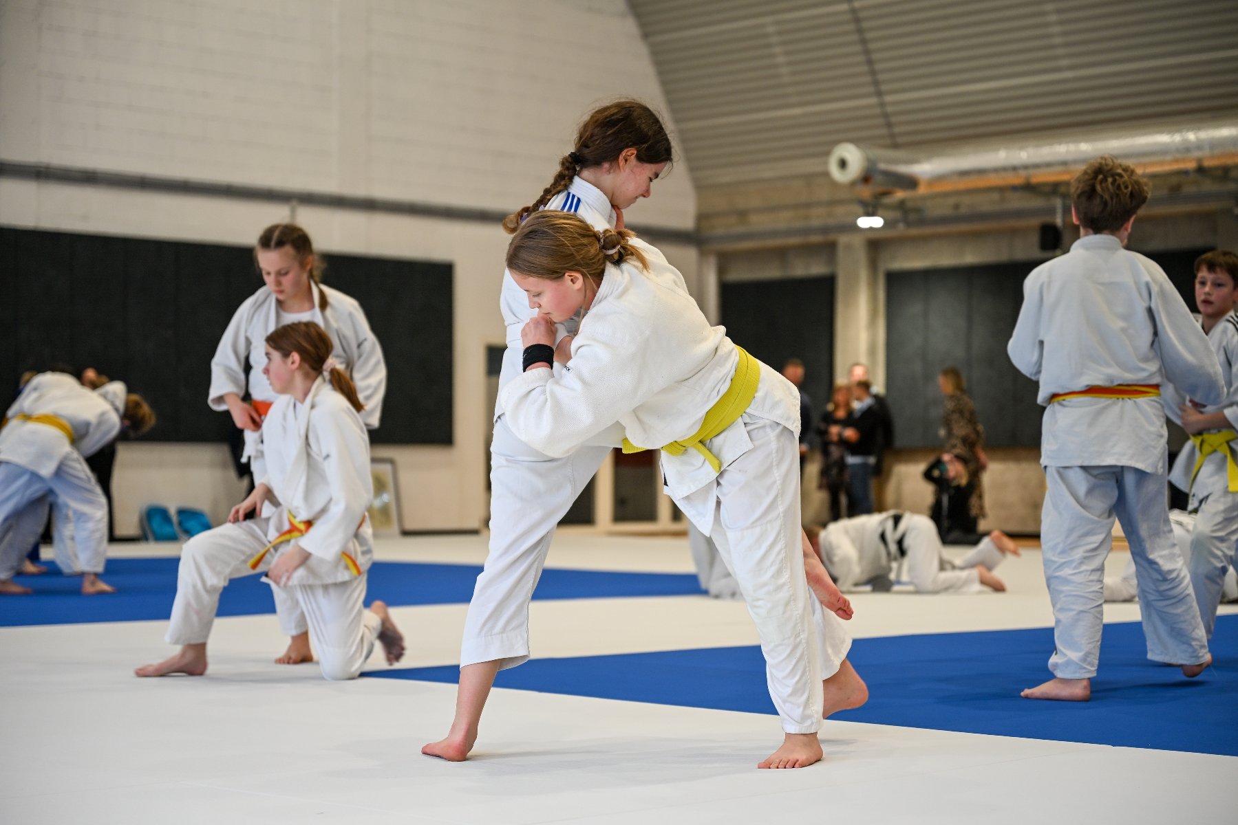 Galeria zdjęć nowej hali i z konferencji po zakończeniu budowy