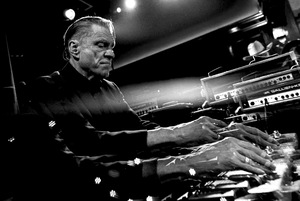 Na grafice plakat wydarzenia.