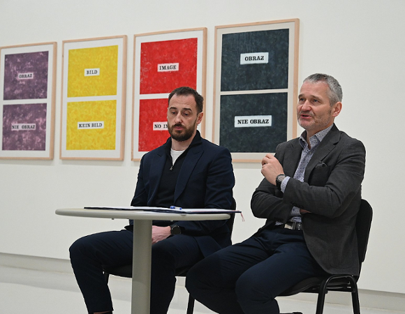 Jędrzej Solraski - zastępca prezydenta Poznania oraz Grzegorz Jura - przewodniczący Komisji Kultury i Nauki Rady Miasta Poznania podczas spotkania prasowego