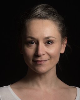 Zdjęcie portretowe Aliny Czyżewskiej.