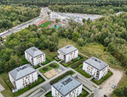 Na zdjęciu osiedle widziane z lotu ptaka, na pierwszym planie widać bloki