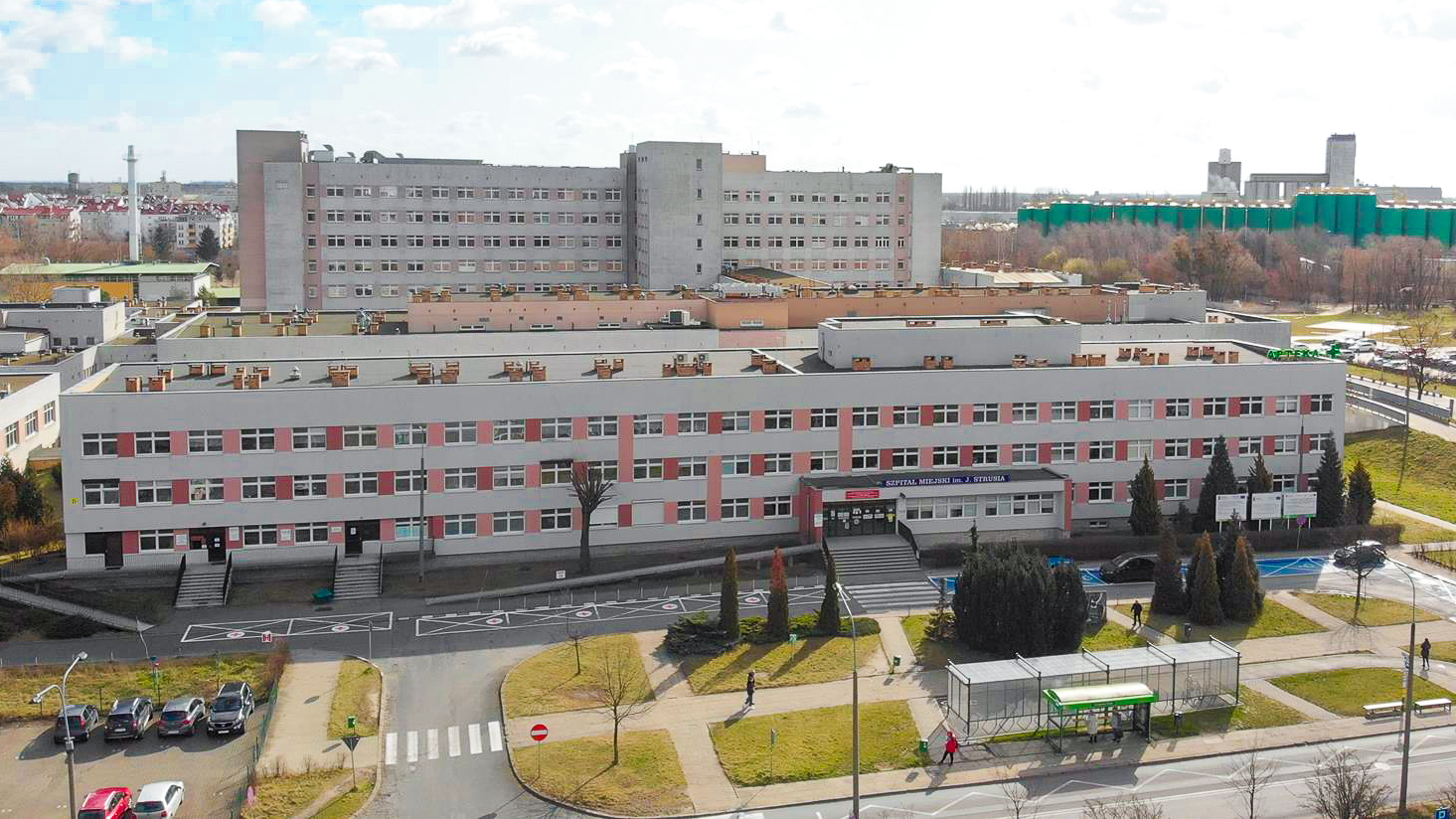 Na zdjęciu szpital widziany z lotu ptaka