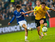 Pablo Rodriguez strzelający gola na 1:0 zespołowi KuPS Kuopio