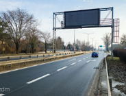 Tablica zmiennej treści nad ul. Dąbrowskiego