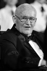 Czarno-białe zdjęcie Stefana Stulgrosza