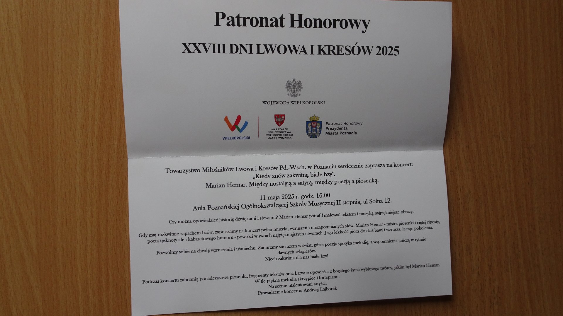 Zdjęcie zaproszenia na koncert.