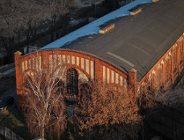 Zdjęcie przedstawia budynek hali filtrów.