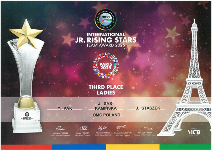 Zdjęcie przedstawia dyplom, który otrzymały uczennice Odzieżówki