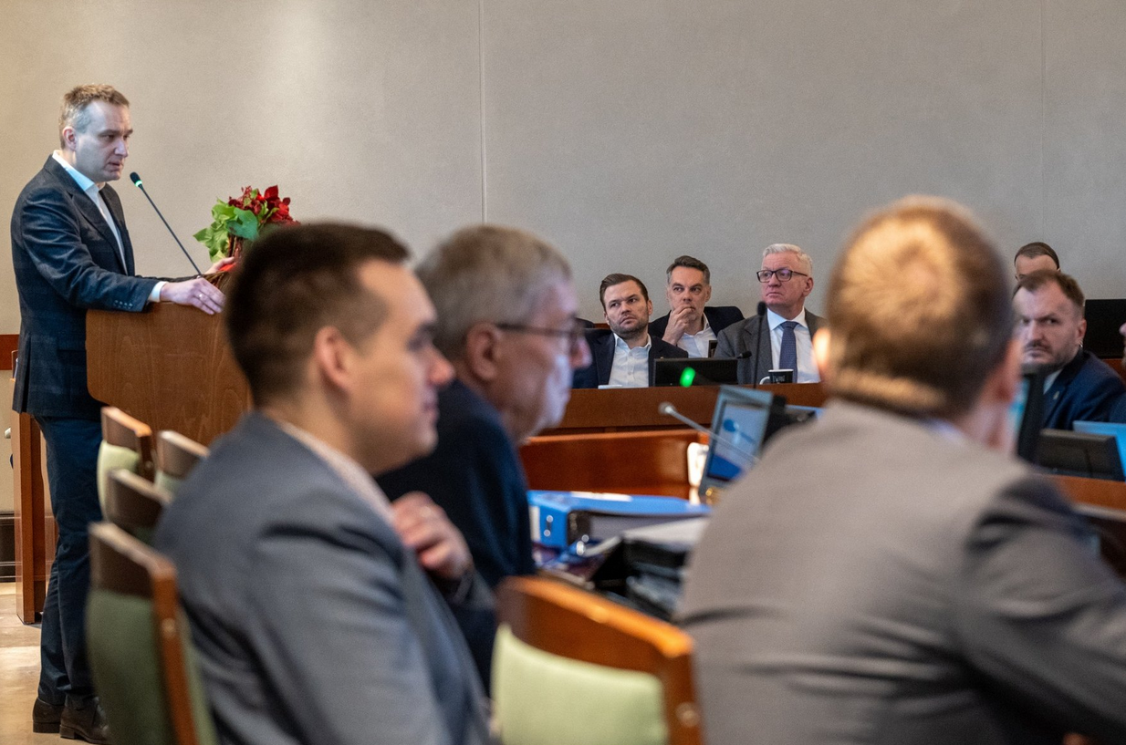 obrady Rady Miasta Poznania w sali sesyjnej