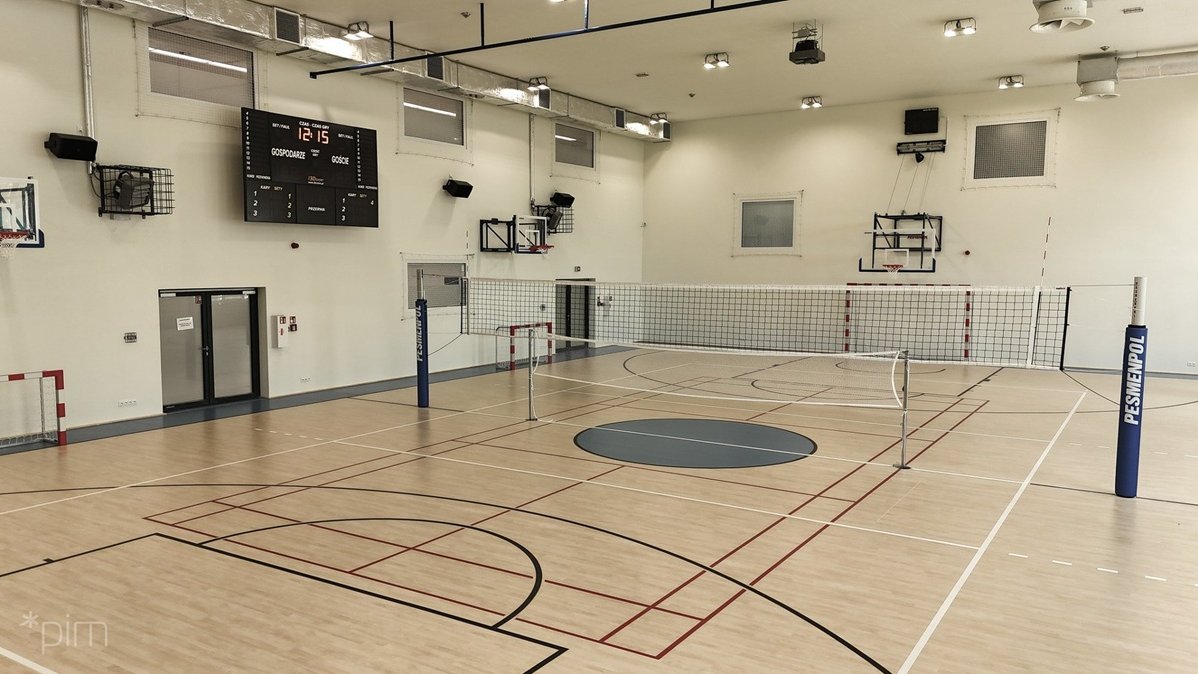 sala gimnastyczna w nowej szkole na Strzeszynie