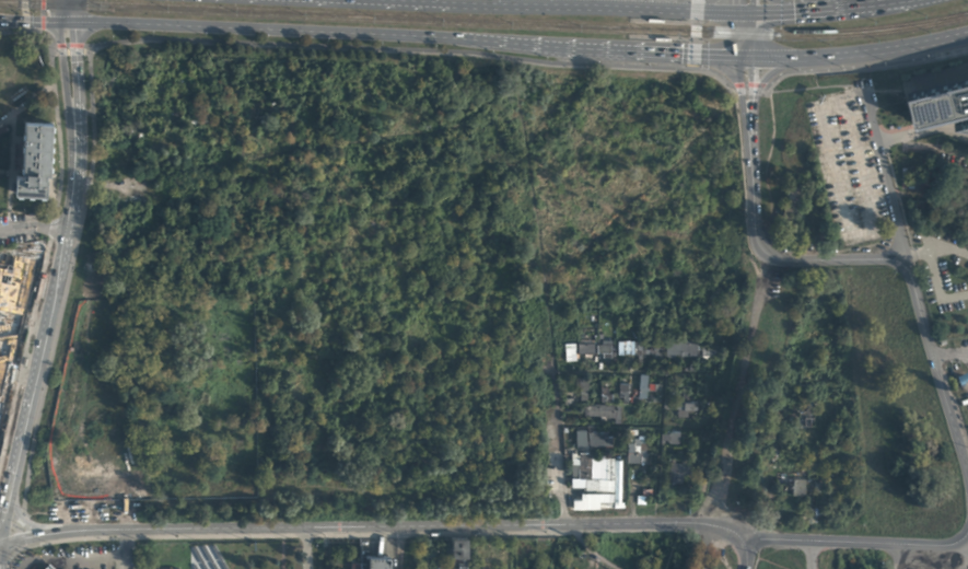 fragmnet mapy lotniczej z terenem będącym przedmiotem petycji opisanej w treści artykułu - grafika artykułu