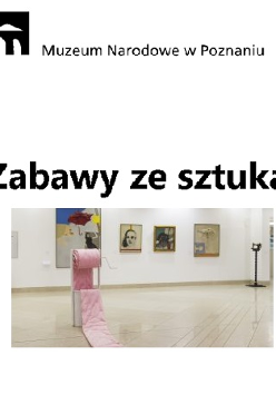 Sala wystaw. Na środku: rolka różowego materiału.