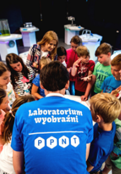 dzieci podczas zajęć