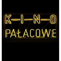 Logo - żółty napis Kino Pałacowe na czarnym tle