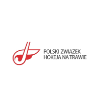 Logotyp Polskiego Związku Hokeja na Trawie - biały kij na biało-czerwonym tle, obok czarna nazwa związku