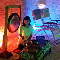 misy i gongi w grocie