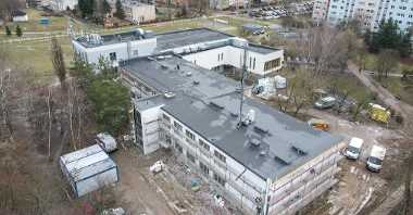 Budynek szkoły podstawowej nr 68 na osiedlu Jana III Sobieskiego przechodzi gruntowną przebudowę fot. PIM