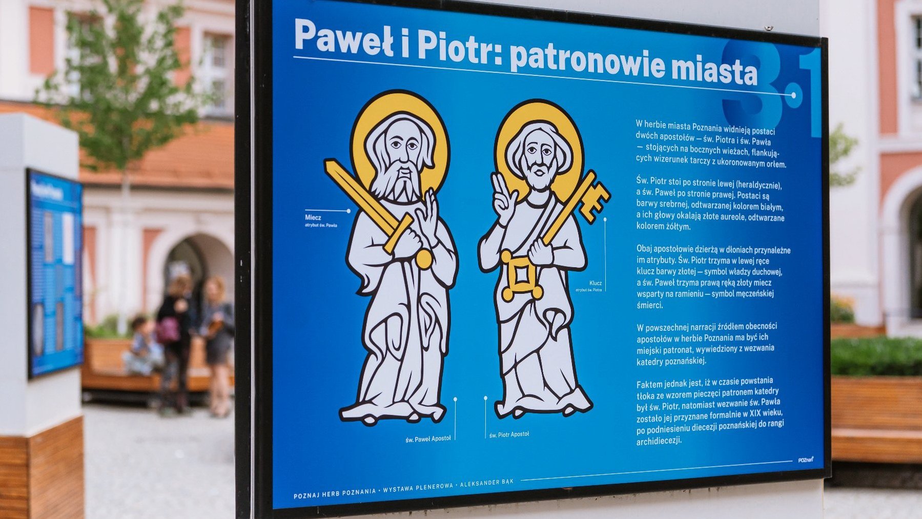 Herb na wystawie - plac Kolegiacki 2