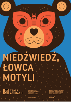 na niebieskim tle rysunek uśmiechniętego brązowego pluszowego misia