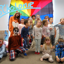 przebrane i wymalowane dzieci