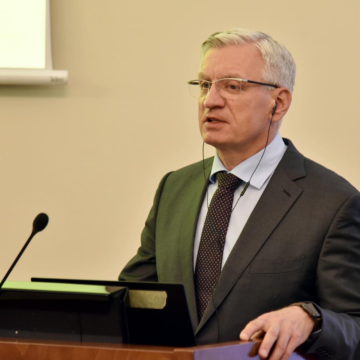 Rada miasta udzieliła prezydentowi Poznania wotum zaufania Rada miasta udzieliła prezydentowi Poznania wotum zaufania