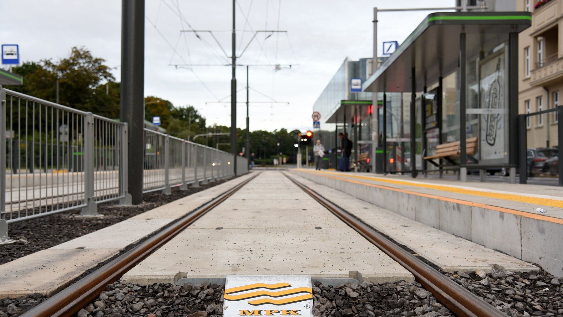 Nowe przystanki ułatwiają pasażerom wsiadanie do tramwajów