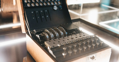 Centrum Szyfrów Enigma - odkryj tajemnice z wielką historią w tle