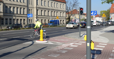 We wtorek, 23 kwietnia, otwarte zostanie dla rowerzystów skrzyżowanie z sygnalizacją świetlną przez ul. Solną fot. ZDM