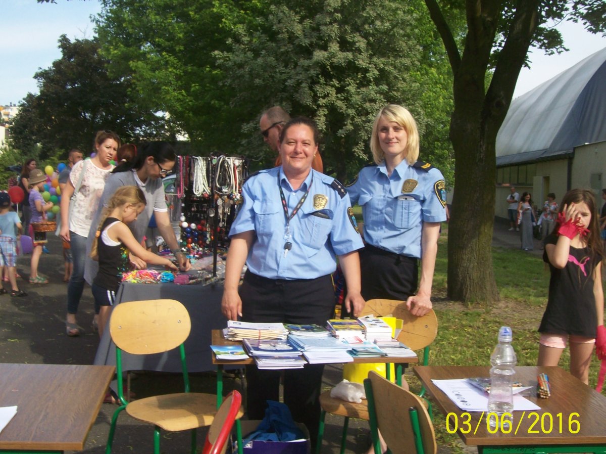 60 lat minęło... Festyn rodzinny w SP 69 - grafika artykułu