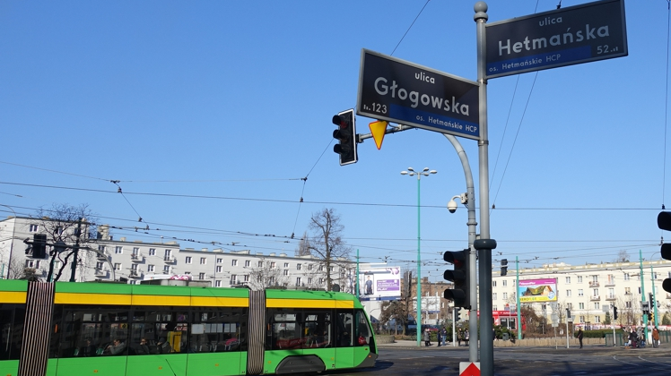 Po zakończeniu prac ZDM i MPK wymalowane zostanie przejście dla pieszych przez ul. Głogowską