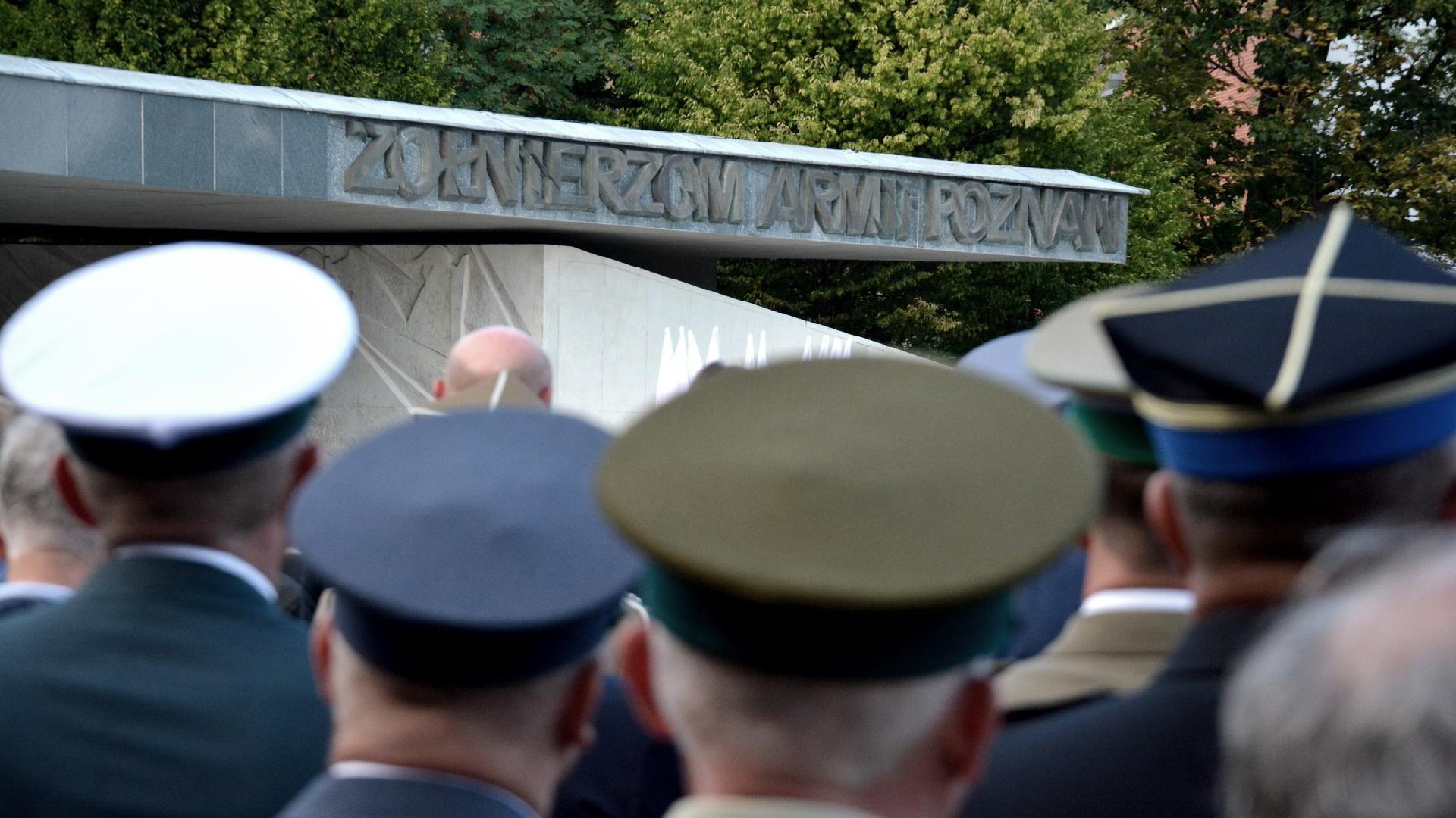 Poznaniacy oddali hołd ofiarom II wojny światowej.