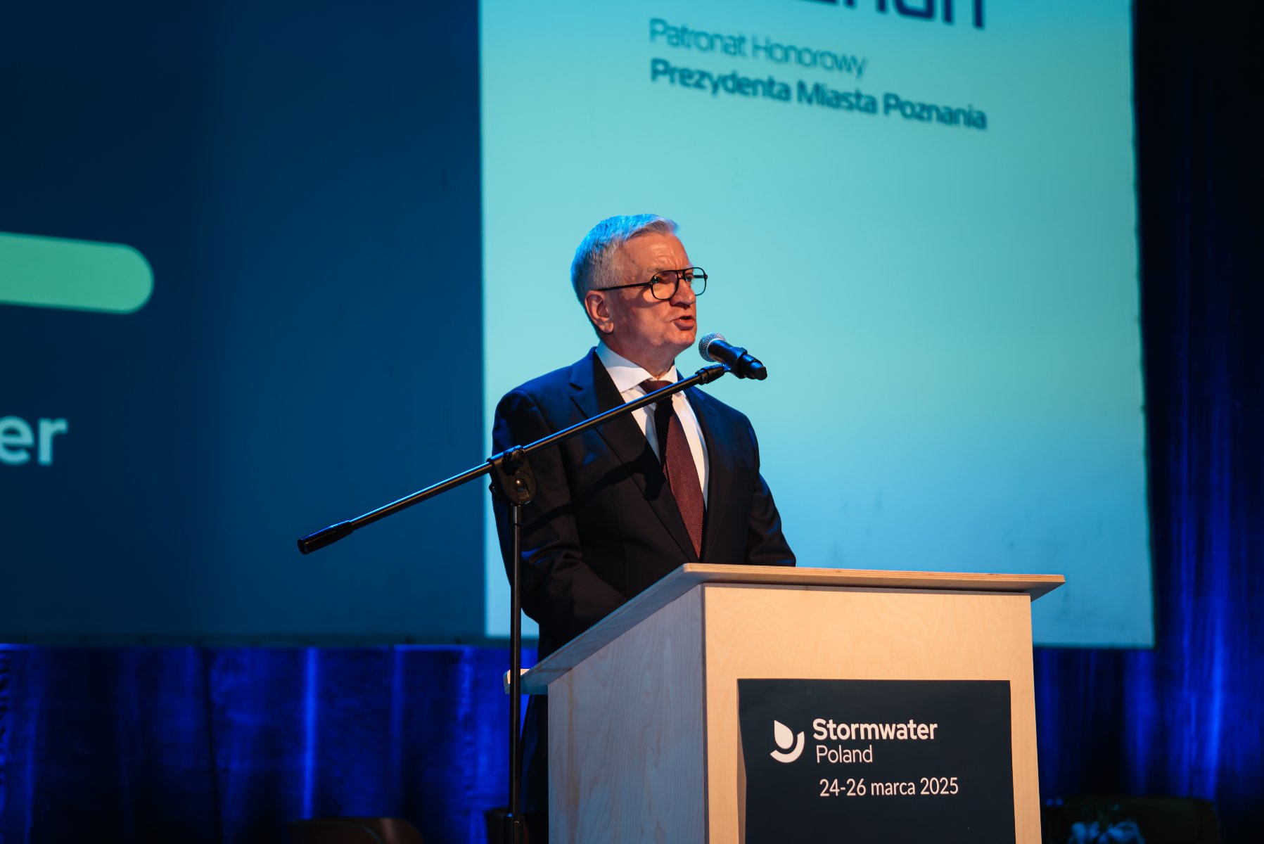 Na zdjeciu prezydent Poznania otwierający konferencję Stormwater Poland - grafika artykułu