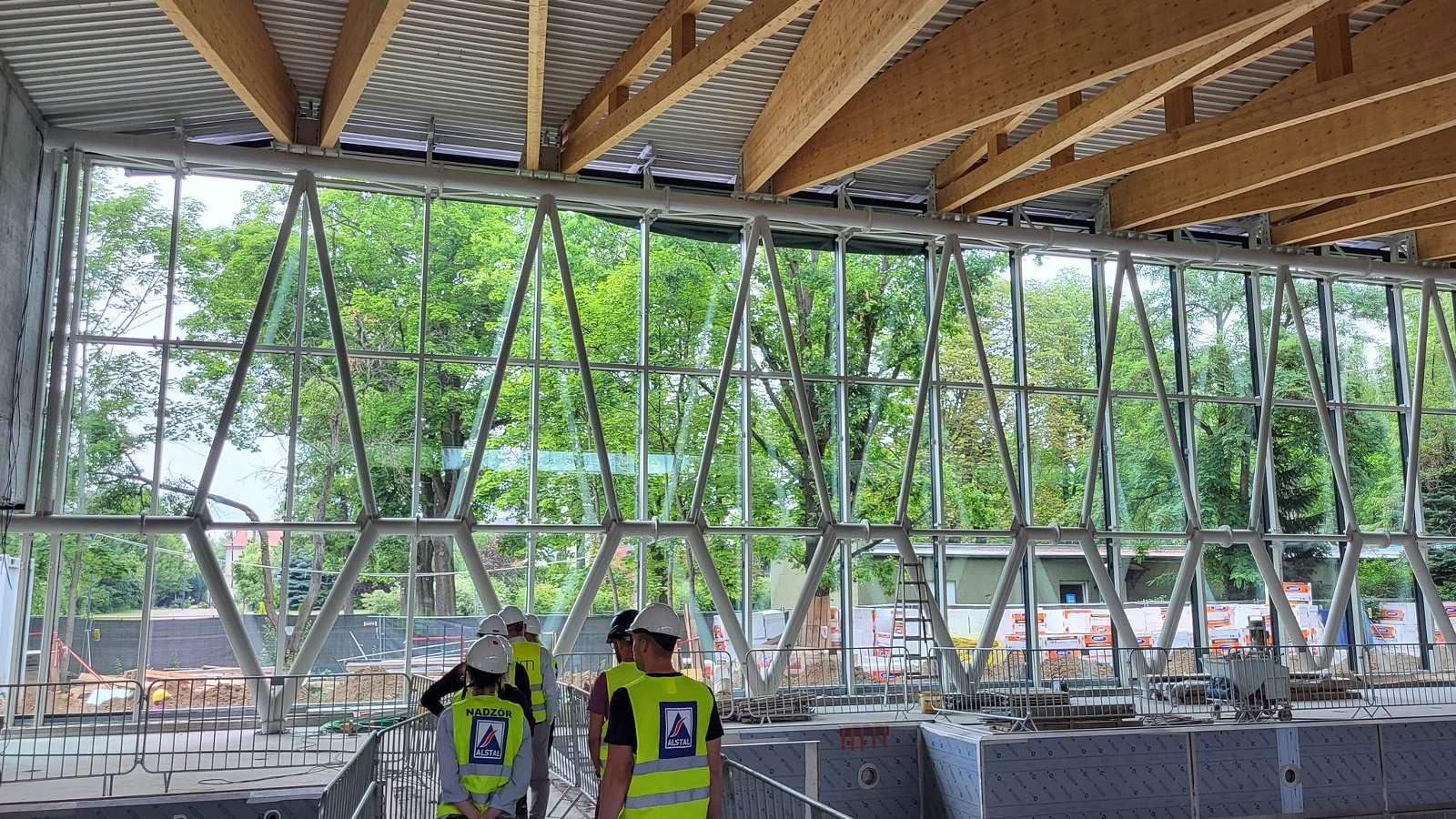 Galeria zdjęć z aktualnego stanu budowy pływalni przy ul. Taborowej