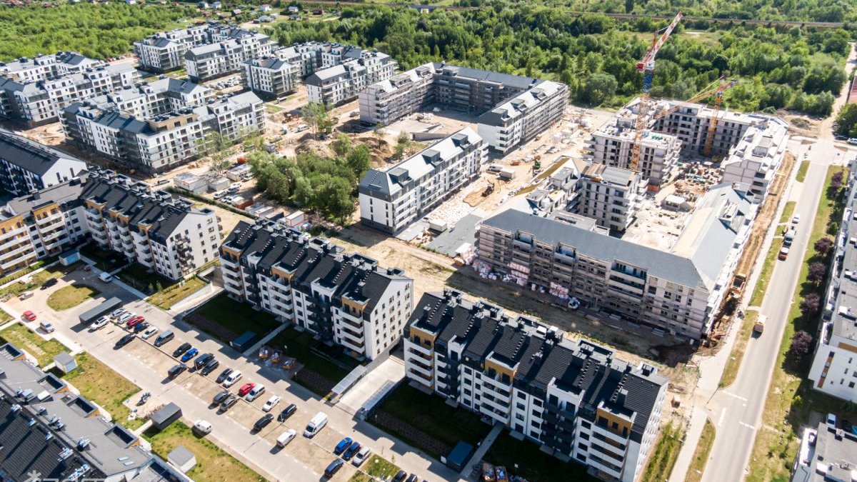 Nowe bloki we wschodniej części Naramowic
