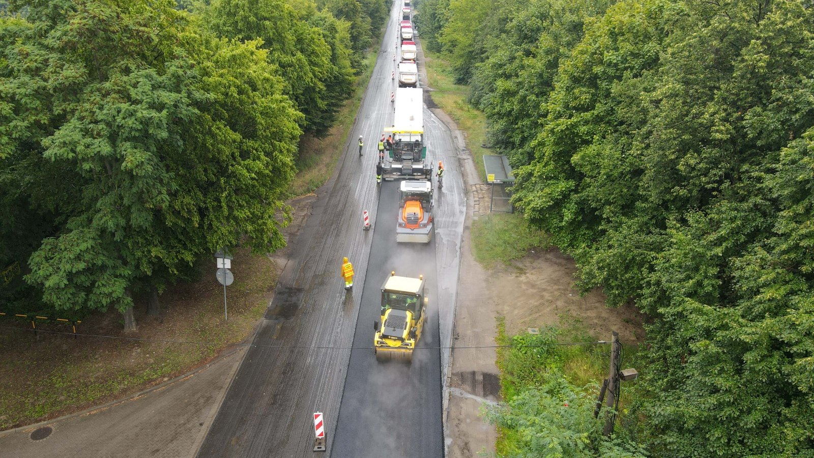 Galeria zdjęć z prób obciążeniowych na wiadukcie w ciągu ul. Lutyckiej