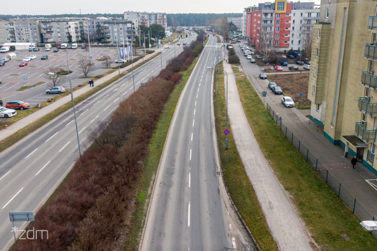 Nawierzchnia ul. Opieńskiego przed remontem - grafika artykułu