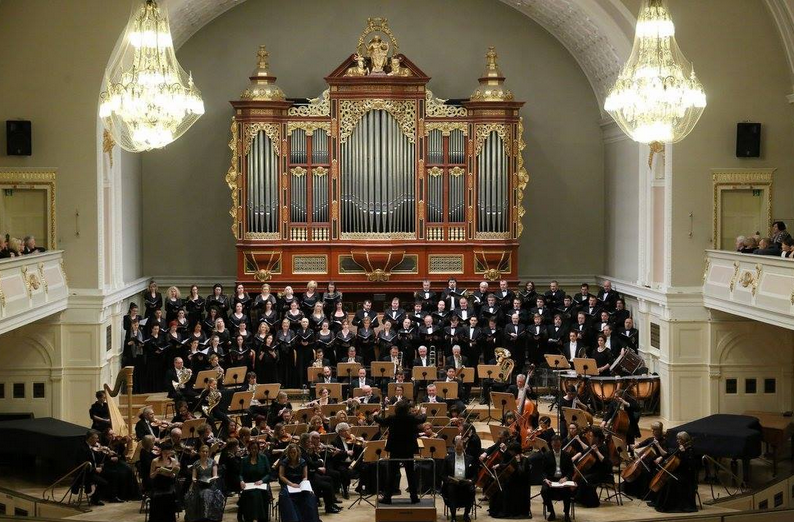 Koncert Filharmonii Poznańskiej w Auli Uniwersytetu im. Adama Mickiewicza - grafika artykułu
