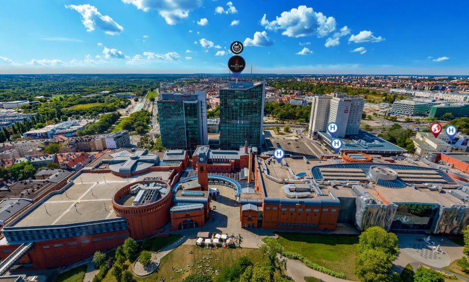 Widok na Stary Browar i plac Andersa - grafika artykułu